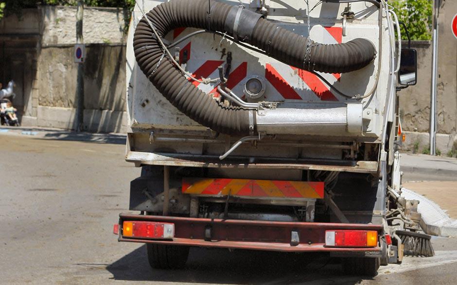 comment déboucher des wc Montreuil